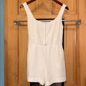 Jessica Simpson White Sleeveless Smocked Romper Sz M